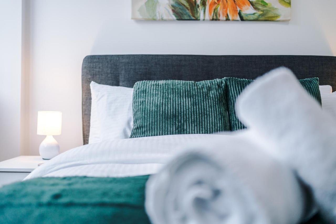 New! Stylish 2-Bed Apartment In Manchester By 53 Degrees Property - Amazing Location, Ideal For Small Groups - Sleeps 4! Buitenkant foto